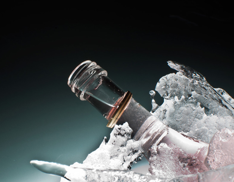 bouteille prise dans la glace, nicolas dechef, infographiste & photographe, Charleroi & Namur (Walcourt)